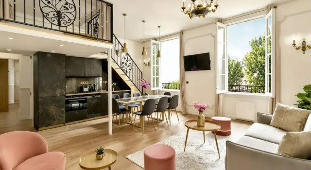 Апартаменты Merveil Luxury Suites - Florentin I-II