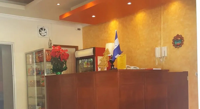 Hotel Plaza Palmero, Rezervovat Hotel Hotely v Cortés s parkováním, Parkování