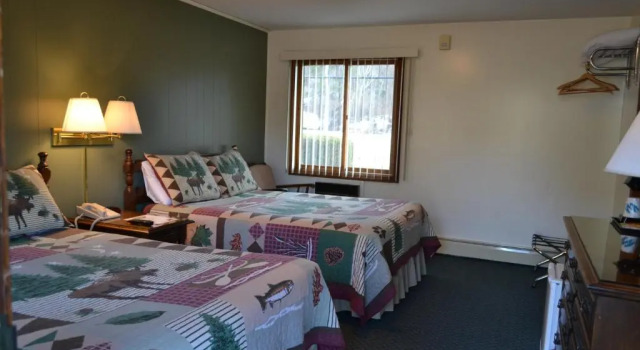 Четырёхместный номер Standard The Kancamagus Lodge