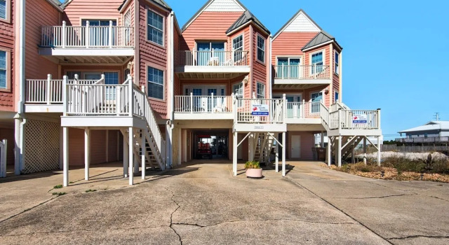 Pelican Point, Забронировать Отель Наварр Панхэндл Флорида, рядом с Navarre Beach Fishing Pier