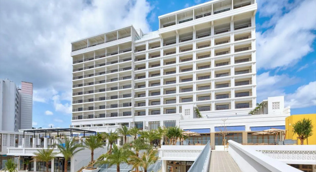 Кровать в общем номере Ala Mahaina Condo Hotel