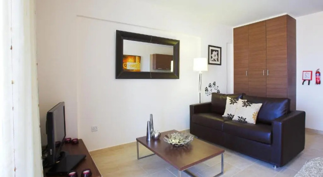 Студия Chloraka Terrace Apartments