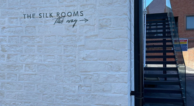 The Silk Rooms at Freemasons Inn, Book Pension Hoteller i North Wales med parkering, Parkering