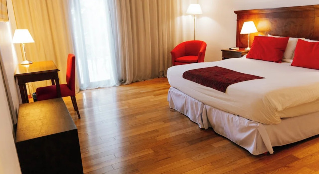 Номер Deluxe Hotel Plaza Central Canning