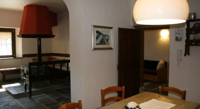 Семейные апартаменты с 2 комнатами с видом на горы Albergo Diffuso Comeglians