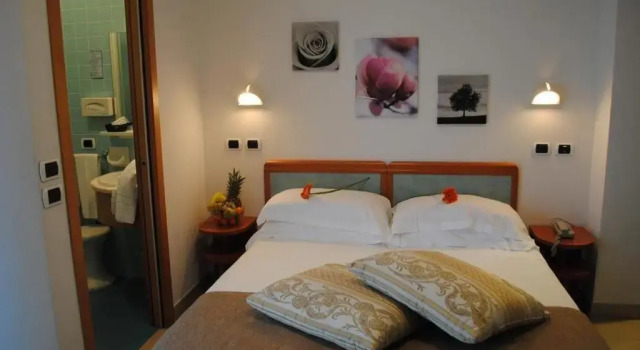 Двухместный номер Standard Hotel ABC