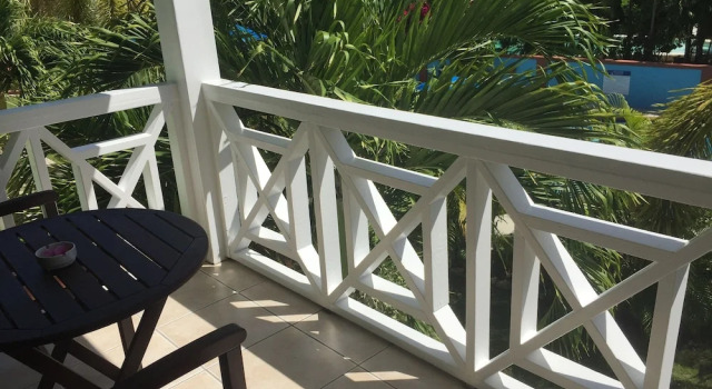 Двухместный люкс с красивым видом из окна Buccaneer Beach Club
