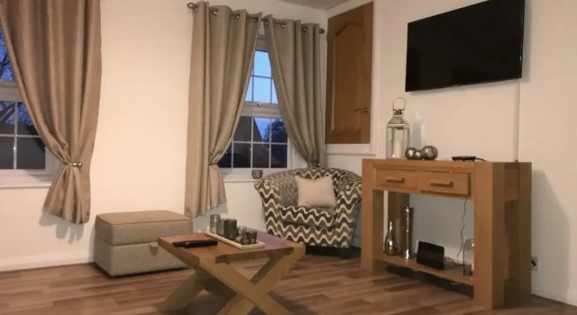 Carlisle - Apartment - Sleeps 5 - Pet-friendly, Varaa Huoneisto Asunnot kohteessa Merseyside, Huoneisto