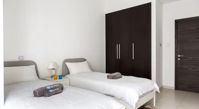 Havenly Vacation Cayan Tower, Забронировать Отель Отели Эмирата Дубая 5 звезд, рядом с Dubai Marina Yacht Club, 5*