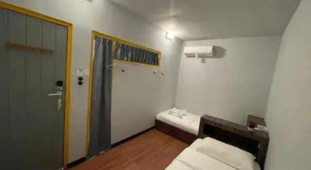 SPOT ON 90367 7 inn Semporna, Prenota Hotel Hotel a Sabah con parcheggio, Parcheggio