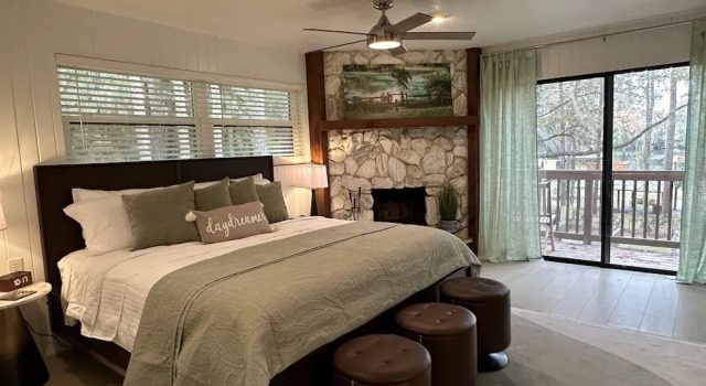 Dunnellon Dreams 3 Bedroom Home by RedAwning, Prenota Hotel Dunnellon Florida