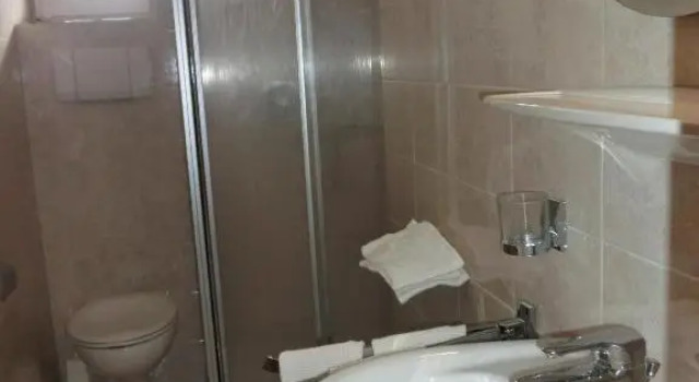 Residence Alpenrose, Забронировать Отель Отели Сесто с парковкой, рядом с Канатная дорога Секстен - Эльм, Парковка