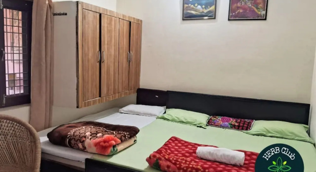 Herb Club Homestay, Rezervovat Hotel Bhimtal Uttarakhand
