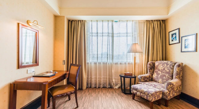 Zhongshan Sunshine Business Hotel, Rezerwuj Hotel Zhongshan Guangdong
