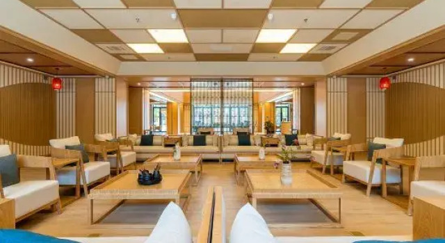 Sun Castle Kaiman Hotel (Coast of the Blue), Prenota Hotel Hotel 4 stelle a Hebei, 4*
