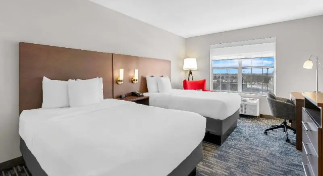 Шестиместный номер Standard Country Inn & Suites by Radisson Kenosha - Pleasant Prairie
