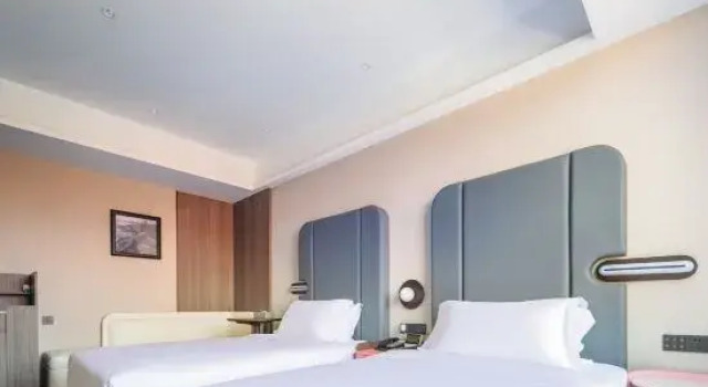 Люкс Business Jingzhou | Shiye Sky Garden · Riverview Holiday Hotel (Wuyi Road Branch)