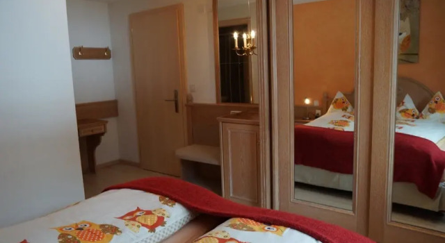 Romantica Saas-grund, Prenota Hotel Saas-Grund Saastal