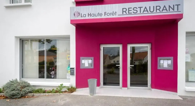 Logis Hotel Rest. La Haute Foret