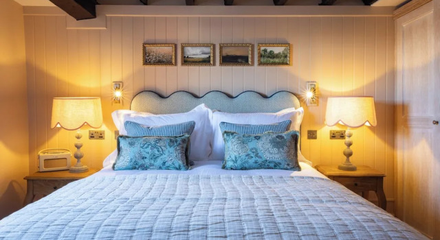 Номер Comfort The White Hart - A Heartwood Inn