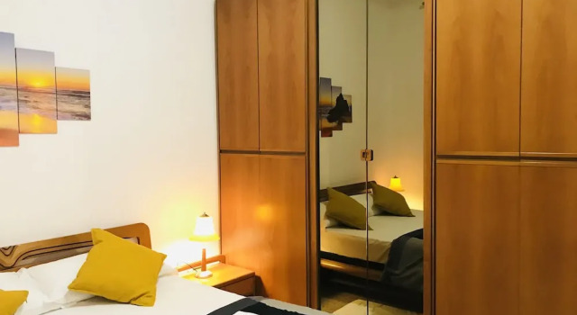 4 Bed-sleeps 8-central Rome-5 Min to Colosseum, Забронировать Апартаменты/квартира Апартаменты Рима, рядом с Piazza San Giovanni in Laterano, Апартаменты/квартира