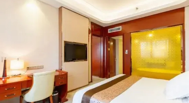 Люкс Deluxe International Trade Hotel