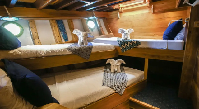 Tanaka Liveaboard Raja Ampat