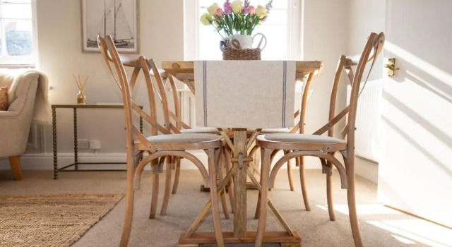 Апартаменты Deluxe The Flat - Luxurious Apartment in Central Bridport