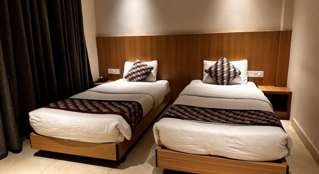 Siddhartha Hotel, Tikapur, Забронировать Отель Тикапур провинция Судурпаштин-Прадеш