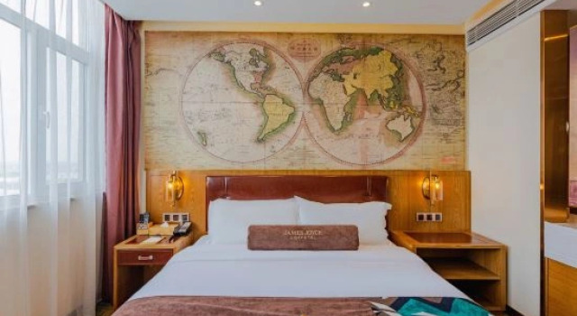 Двухместный люкс Superior James Joyce Coffetel Hotel (Xinji International Leather City)