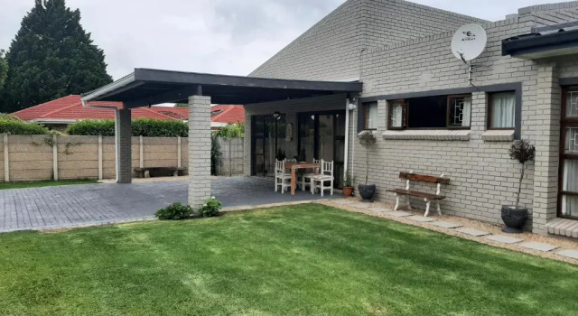 Апартаменты Standard Mrs Catherines Selfcatering Apartment