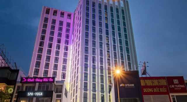 Muong Thanh Luxury Saigon Hotel