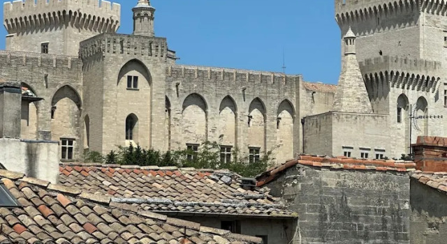 Номер Standard Hôtel Le Médiéval Palais des Papes