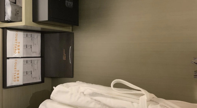 Четырёхместный клубный номер Standard Courtyard by Marriott Yinchuan
