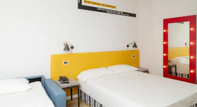 Standard- tredobbelt værelse Wave Hotel