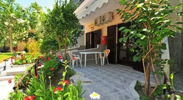 Studios Orfanou, Book Apartment  