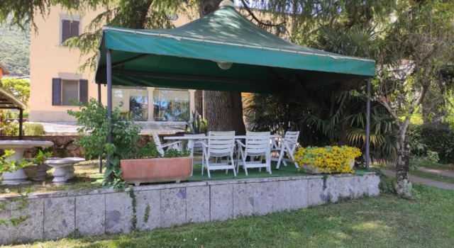 Апартаменты Villa Riva Lago - Apartment with garden and parking