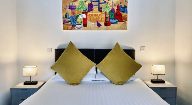 Deluxe huone Crows Hotel