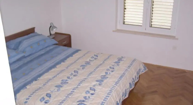 Seven Seas Apartments