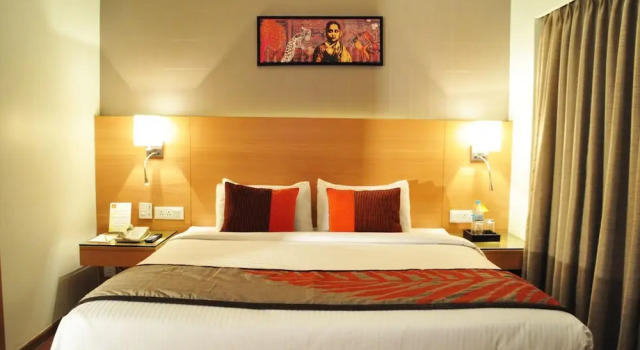 Mind Space Hotel, Pimpri