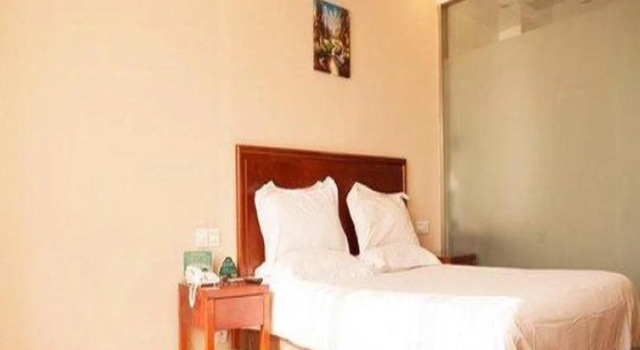 GreenTree Inn Heze Mudan Road Bus Terminal Station Express Hotel