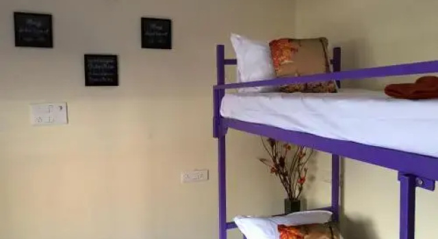 Mahas Backpackers Hostel, Rezerwuj Hostel Hajdarabad 