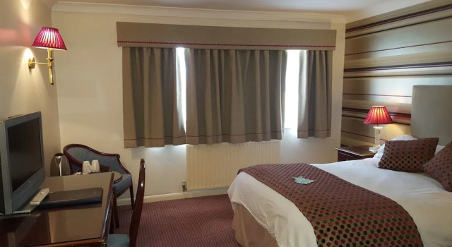 Cherry Park Hall, Boek Hotel Worksop Nottinghamshire