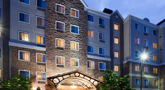 Staybridge Suites Minneapolis-Bloomington, Varaa Hotelli Bloomington Minnesota