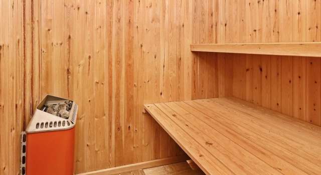 Tranquil Holiday Home in Henne With Sauna, Prenota Hotel Henne Strand Danimarca Meridionale