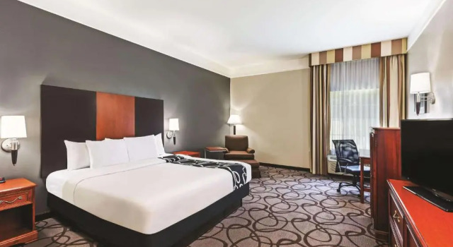 Номер Standard La Quinta by Wyndham Granbury