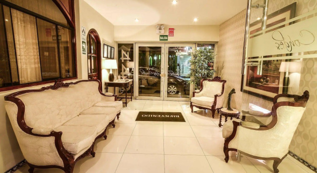 Las Condes HS Boutique, Rezervovat Boutique Hotel Hotely v La Libertad se snídaní, Snídaně