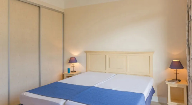 Апартаменты Standard Résidence Héliotel Marine