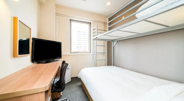 Четырёхместный номер Standard Super Hotel Anjo
