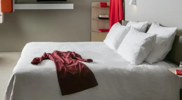 Двухместный номер Standard OKKO Hotels Bayonne Centre